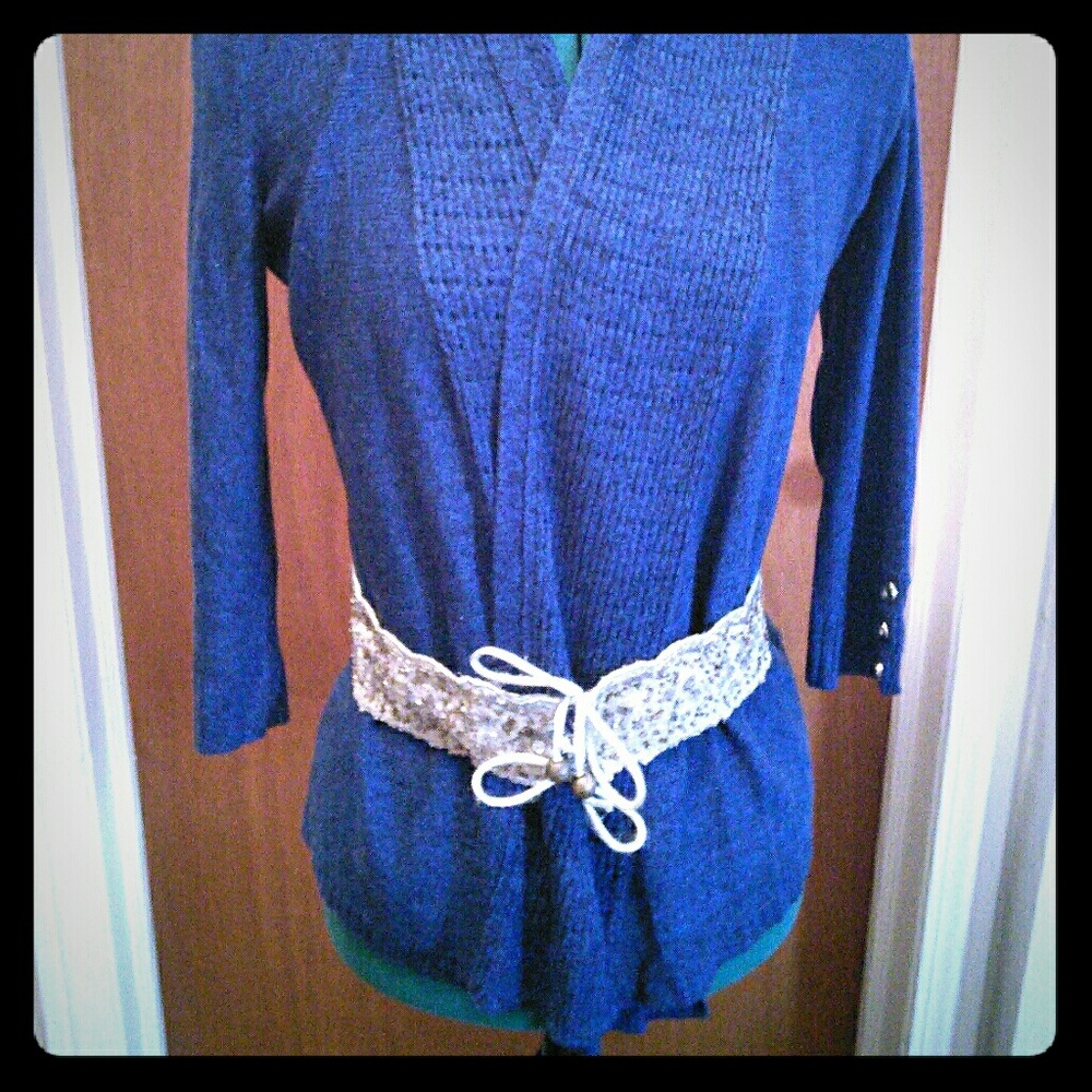 Spring Sale 🌸 Silver sequin and beaded sash belt